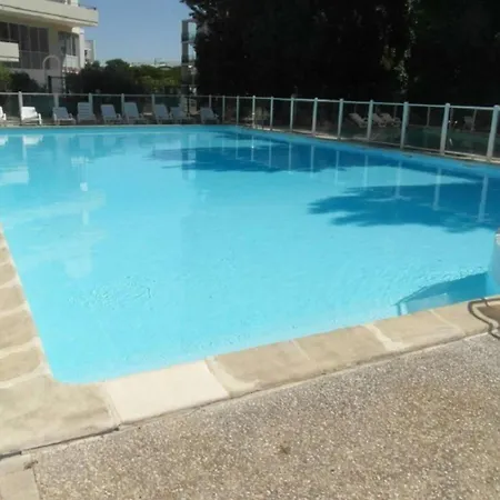 Appt 2 Pieces - Lr010-032 *